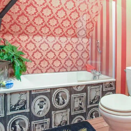 3 Bedroom Gorgeous In Semesterbostad *