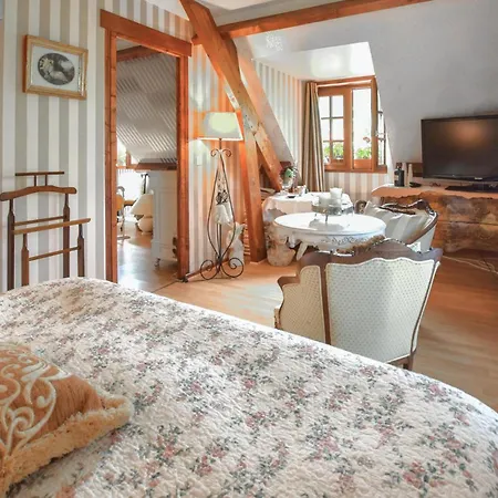 3 Bedroom Gorgeous In Dom wakacyjny Deauville