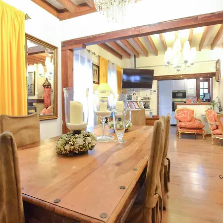 3 Bedroom Gorgeous In Holiday home Deauville