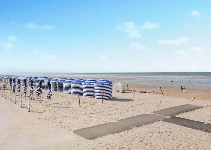 Holiday home 3 Bedroom Gorgeous In Deauville