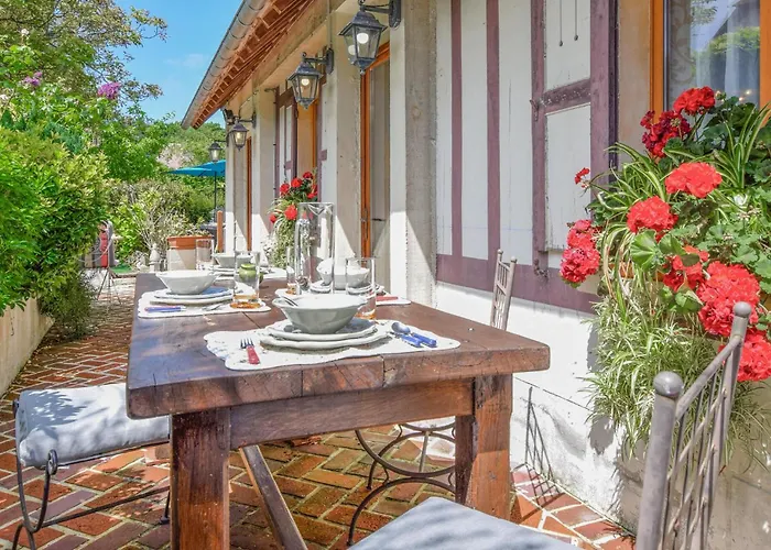 3 Bedroom Gorgeous In *