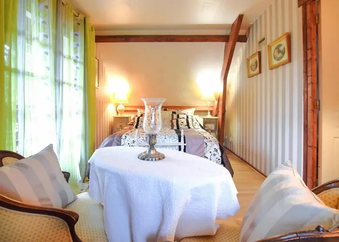 3 Bedroom Gorgeous In Holiday home *