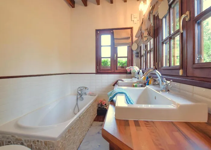 Holiday home 3 Bedroom Gorgeous In *